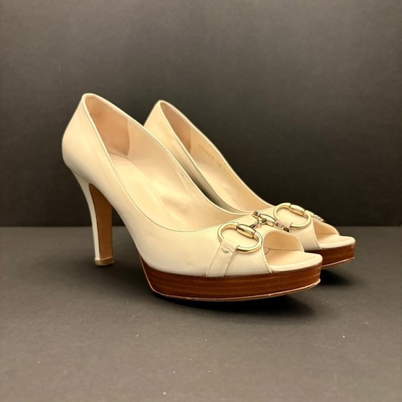 GUCCI Bone / Cream Leather Horsebit Wooden Platform Peep Toe Pumps Women's 10‎ B